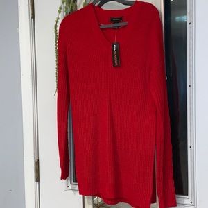 red sweater shirt size M